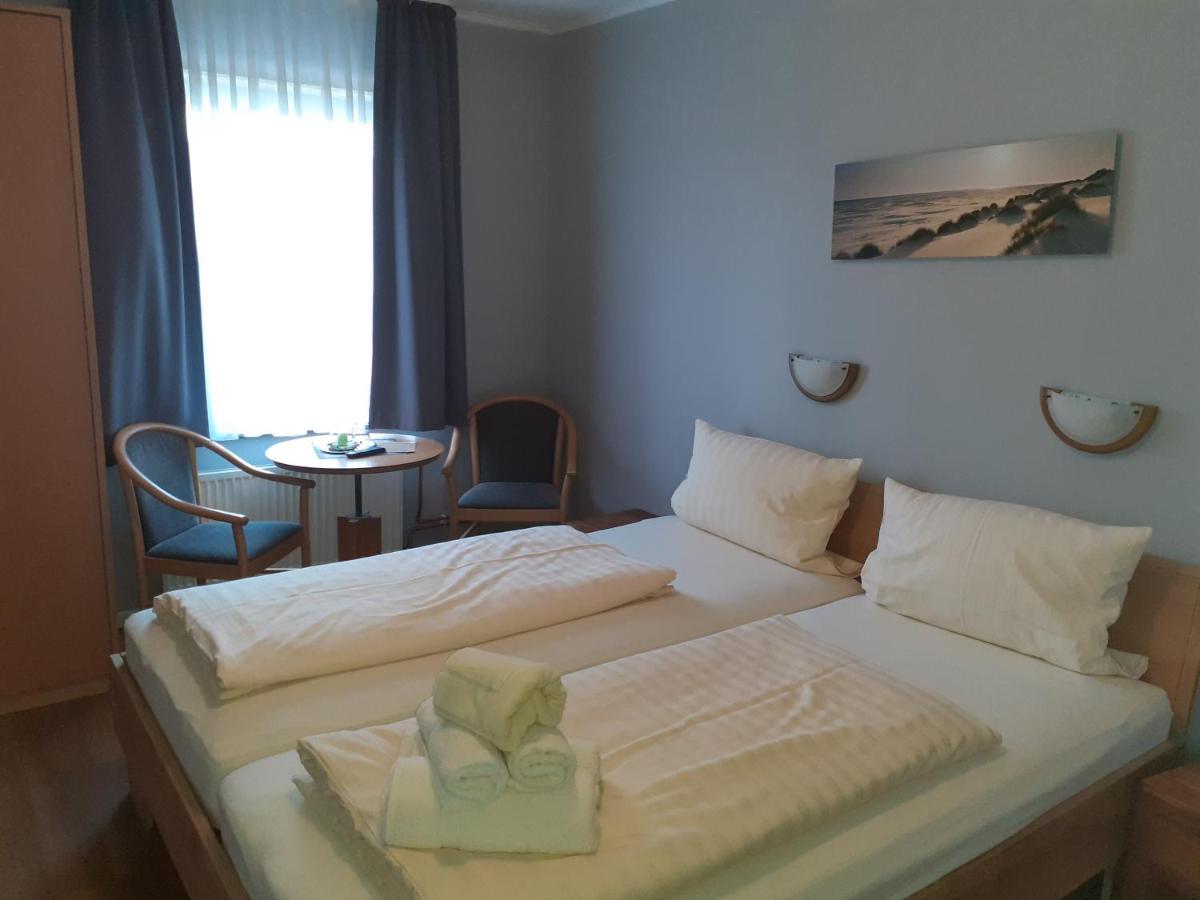 Weinhaus Hotel *